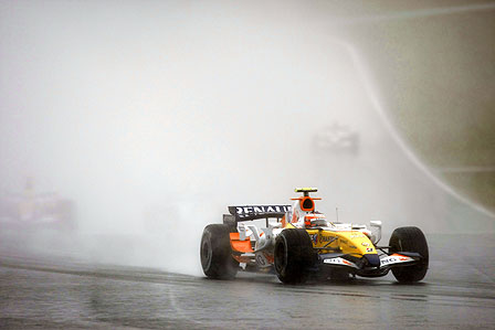 448_2007_japonsko_renault_kovalainen_01.jpg